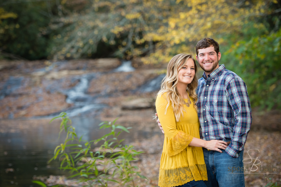 Aren't they a cute couple! I just love their choice of outfits, compliments the fall colors so well.