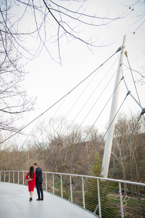 It took a few minutes of waiting, but we finally got this romantic moment on the Liberty Bridge with none else around!